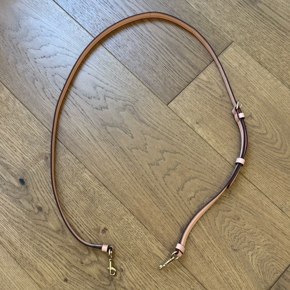 Coach Adjustable Purse Strap - Peach Leather - Brushed Gold Hardware - Picture 1 of 7
